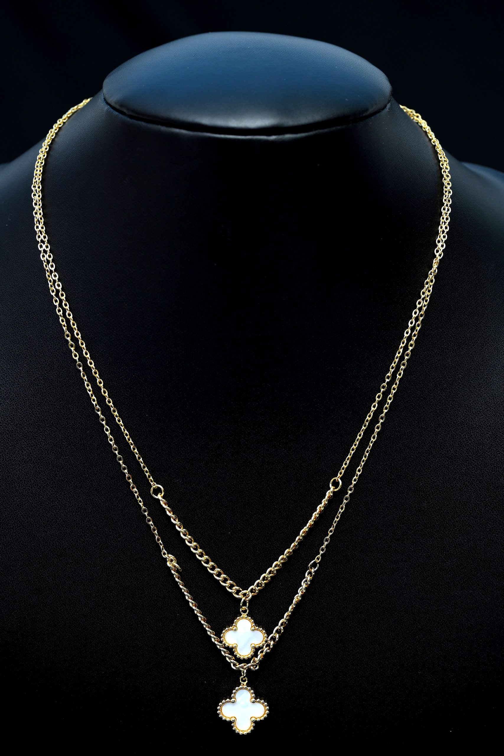 ivory-clover-elegance-necklace