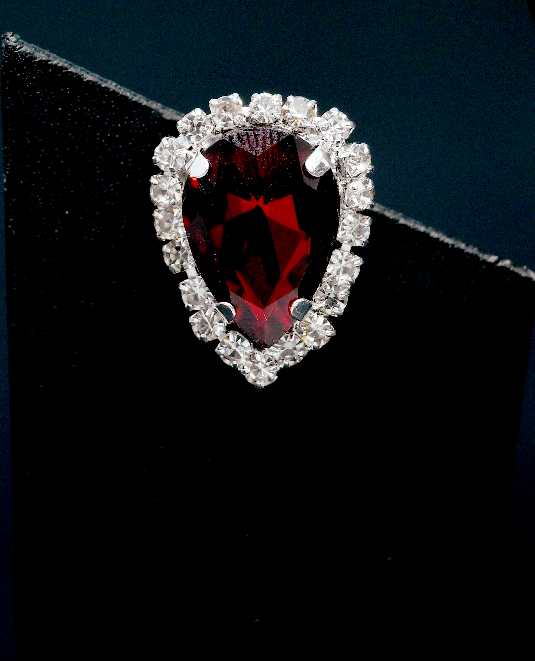 crimson-grace-necklace-set