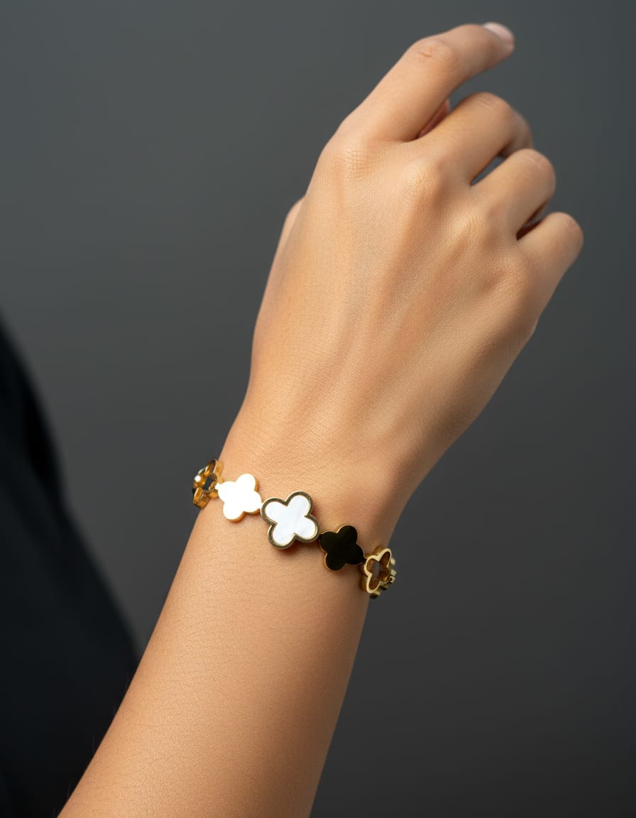 Divine Clover Bracelet