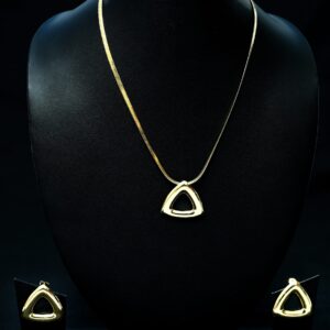 golden-tria-statement-necklace