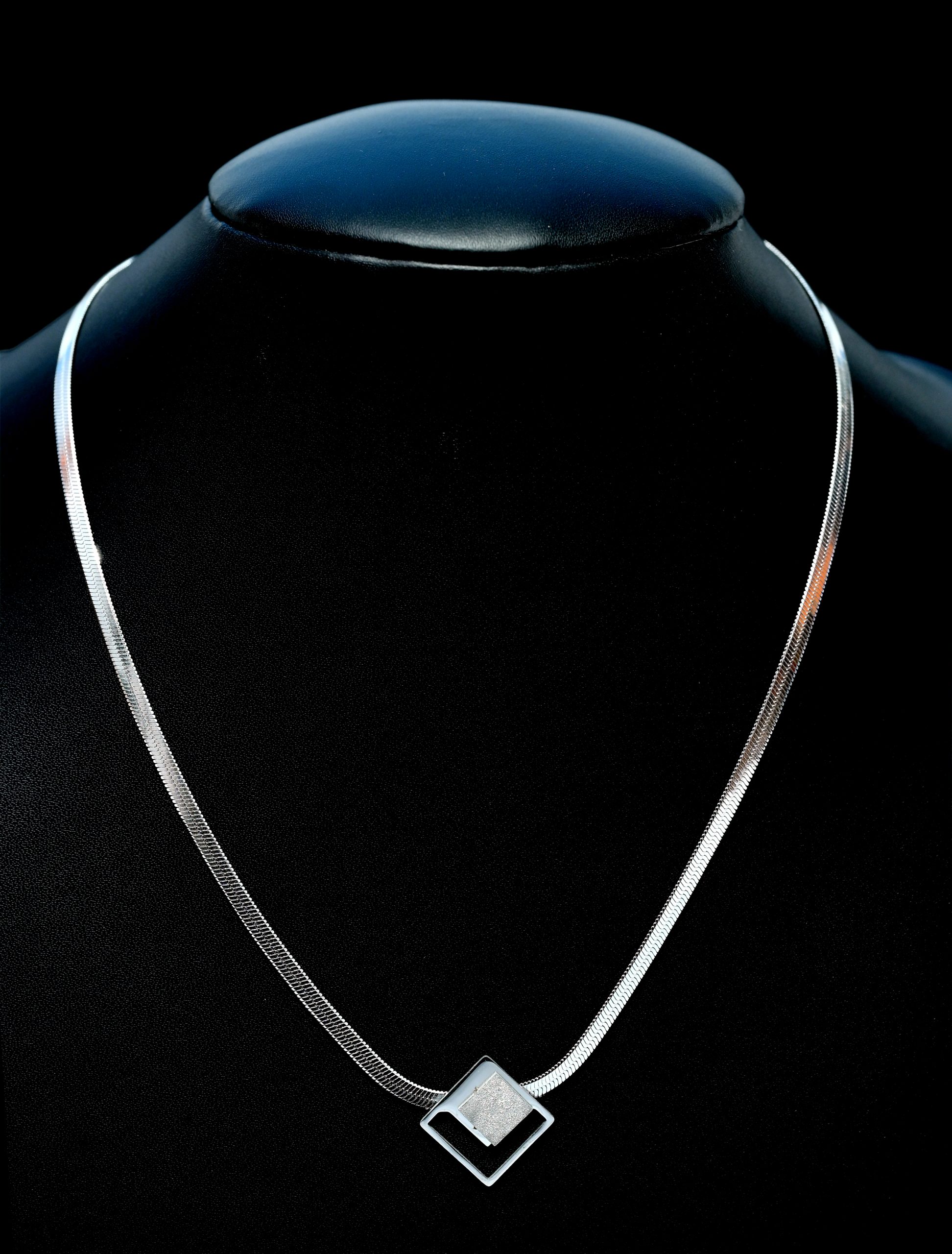 silver-aura-square-necklace