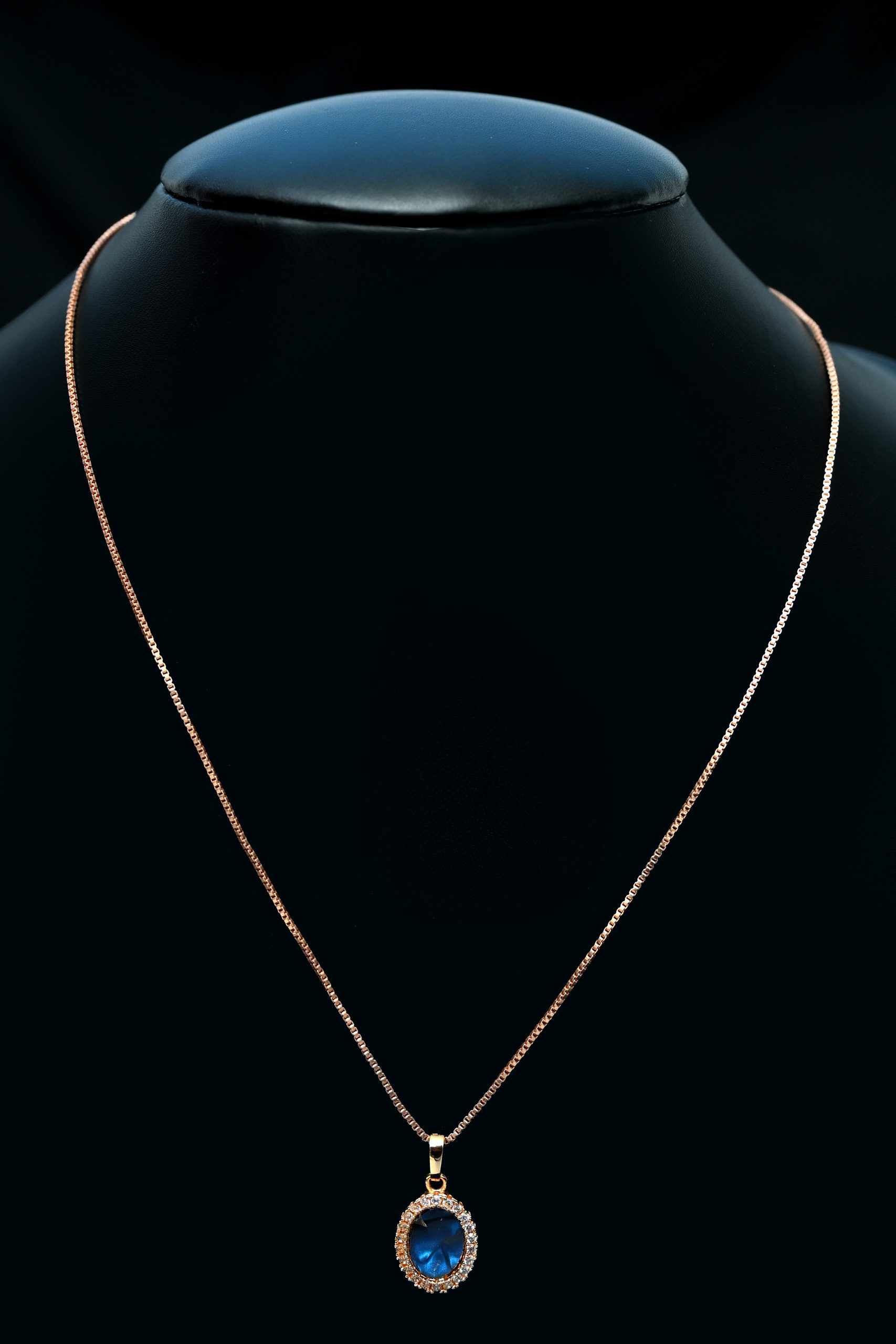 golden-glow-pendant-set