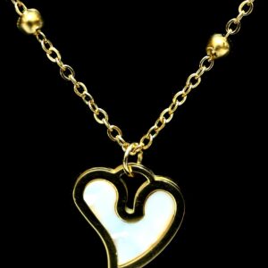beaded-heart-necklace