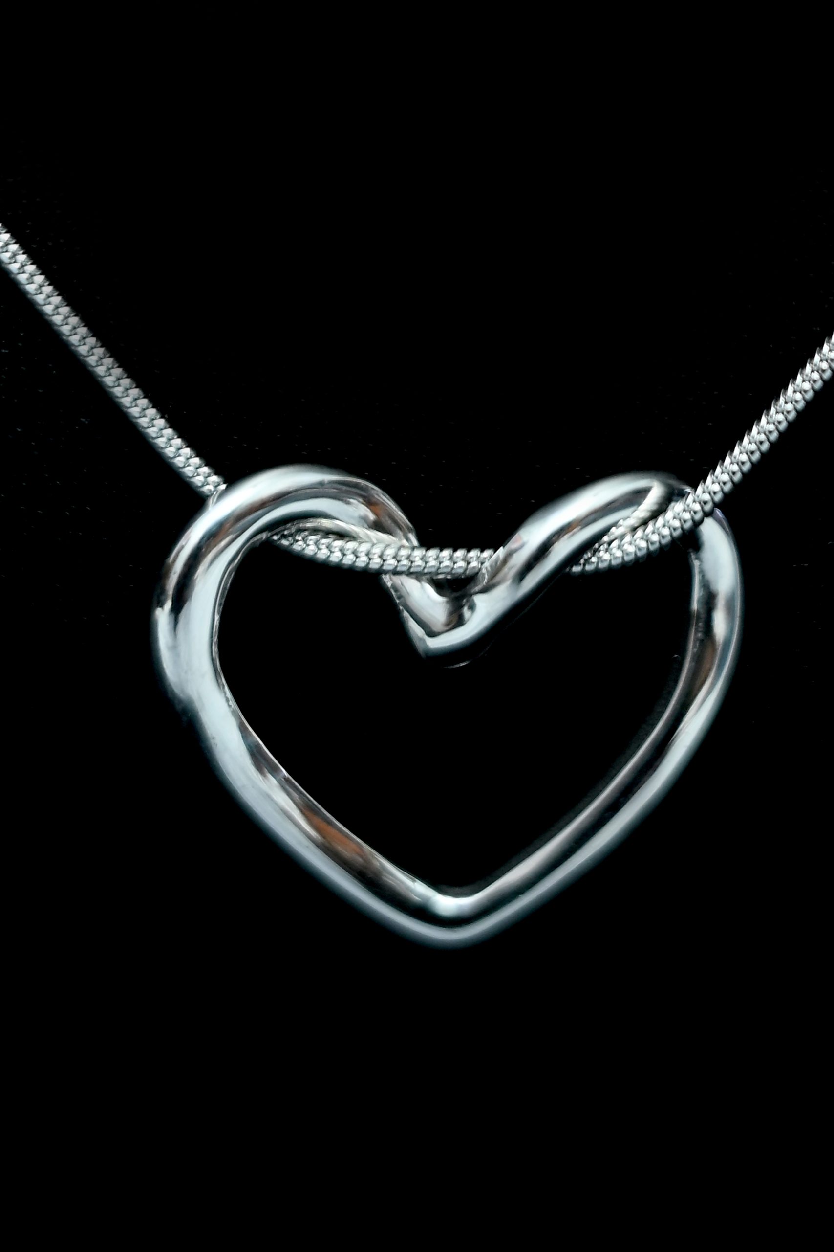 korean-heart-silver-necklace