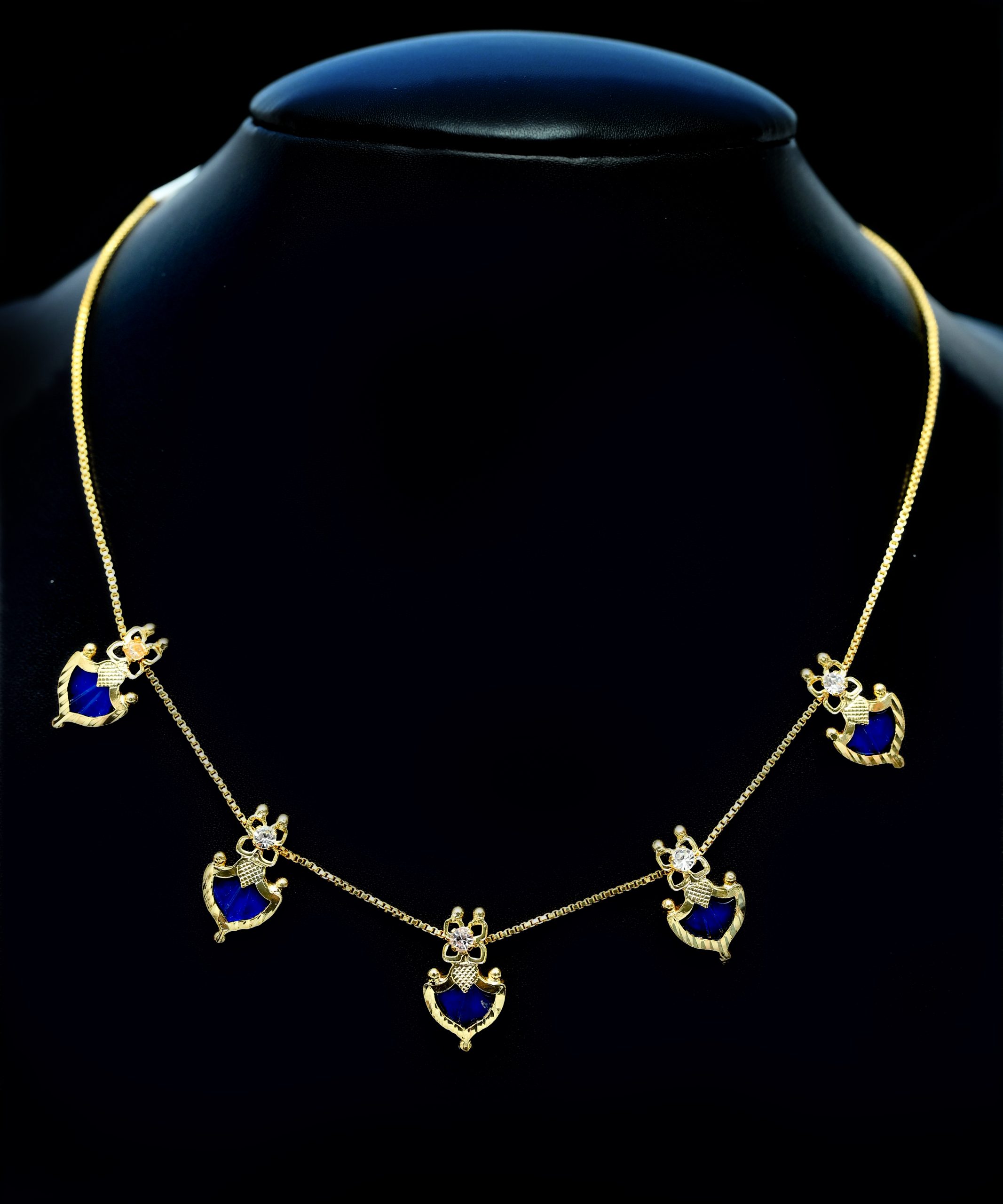 mayuri-blue-necklace-set