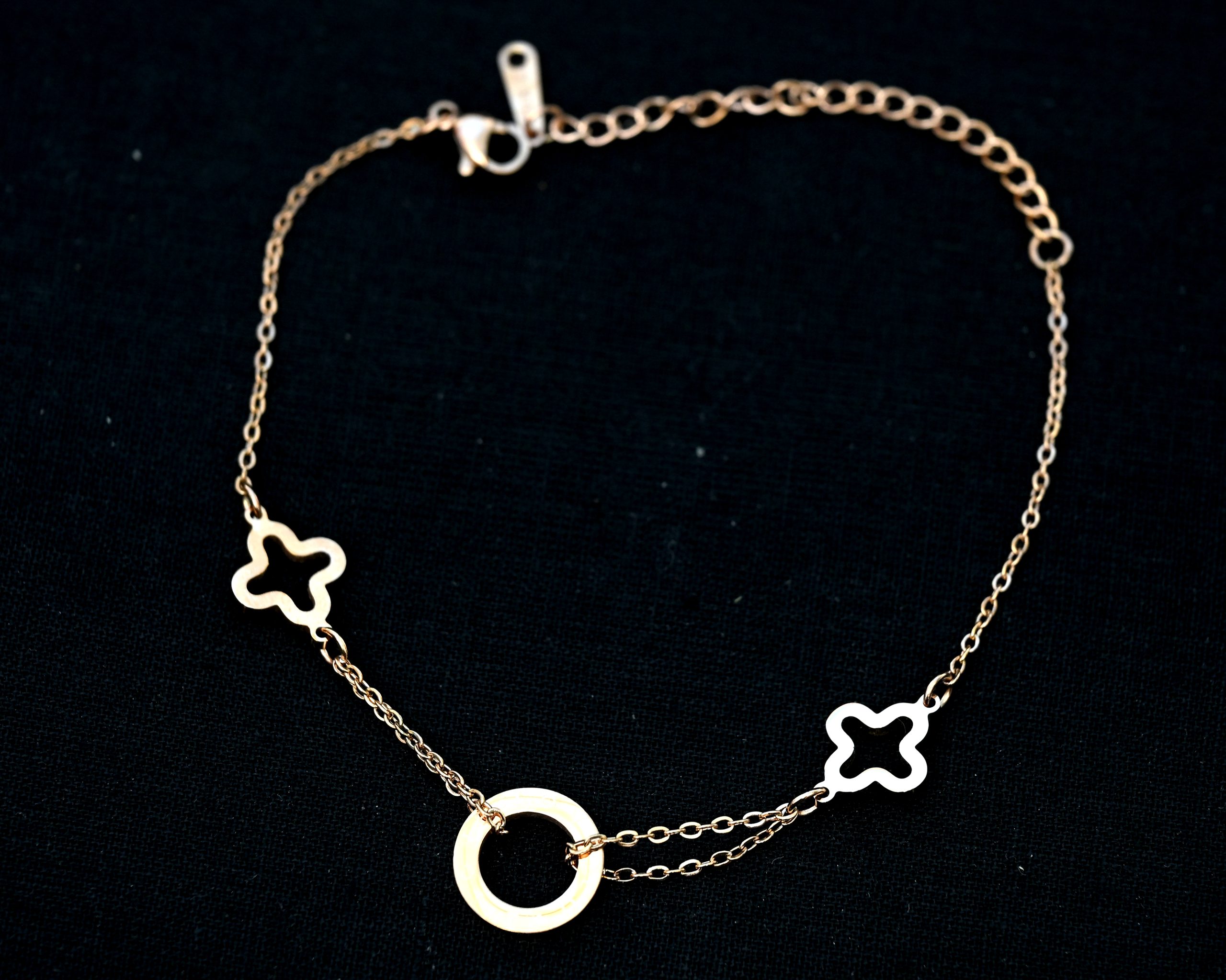 Dream-Loop-Bracelet