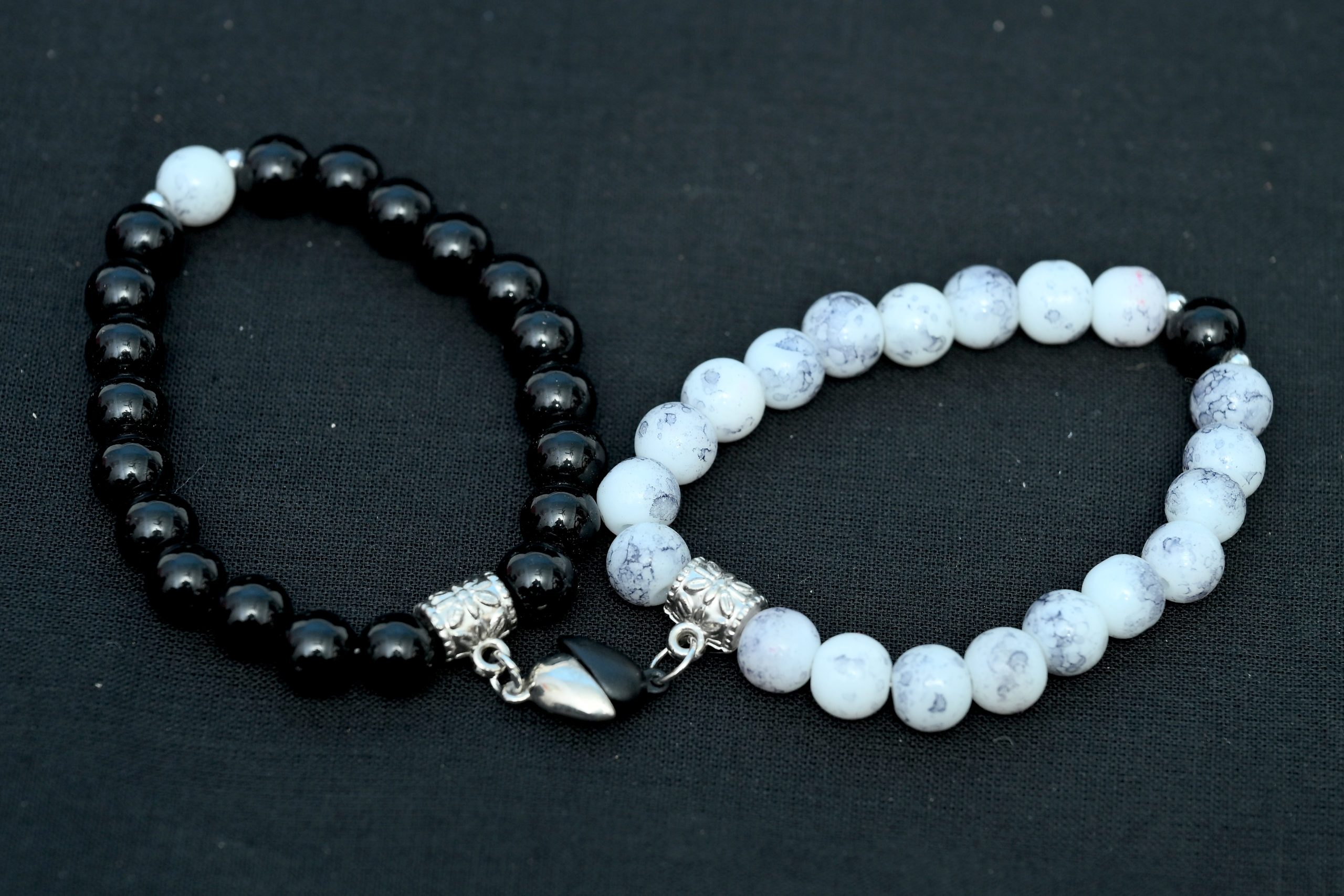 Ying-Yang-Love-Bracelet