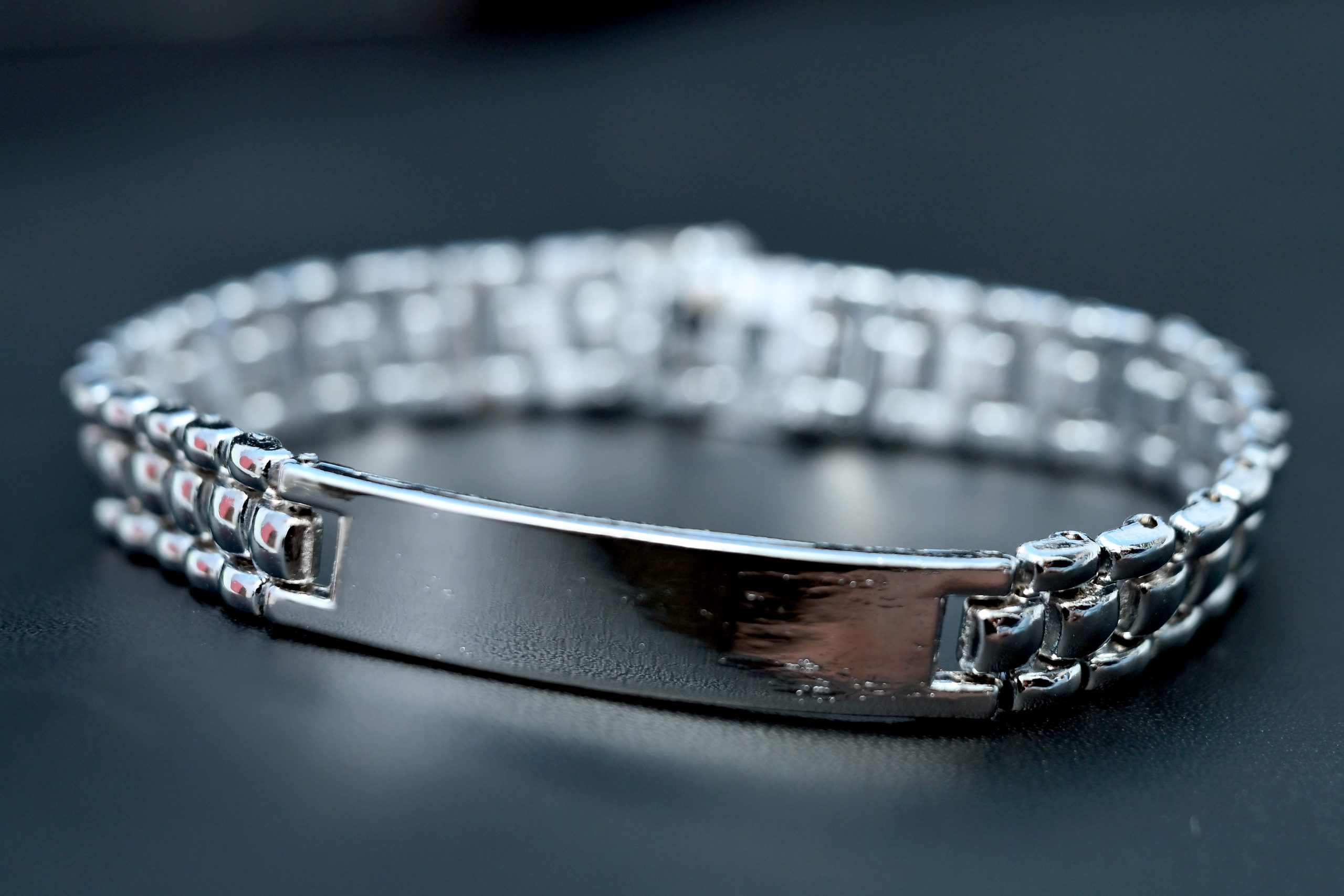 Box-Link-Steel-Bracelet