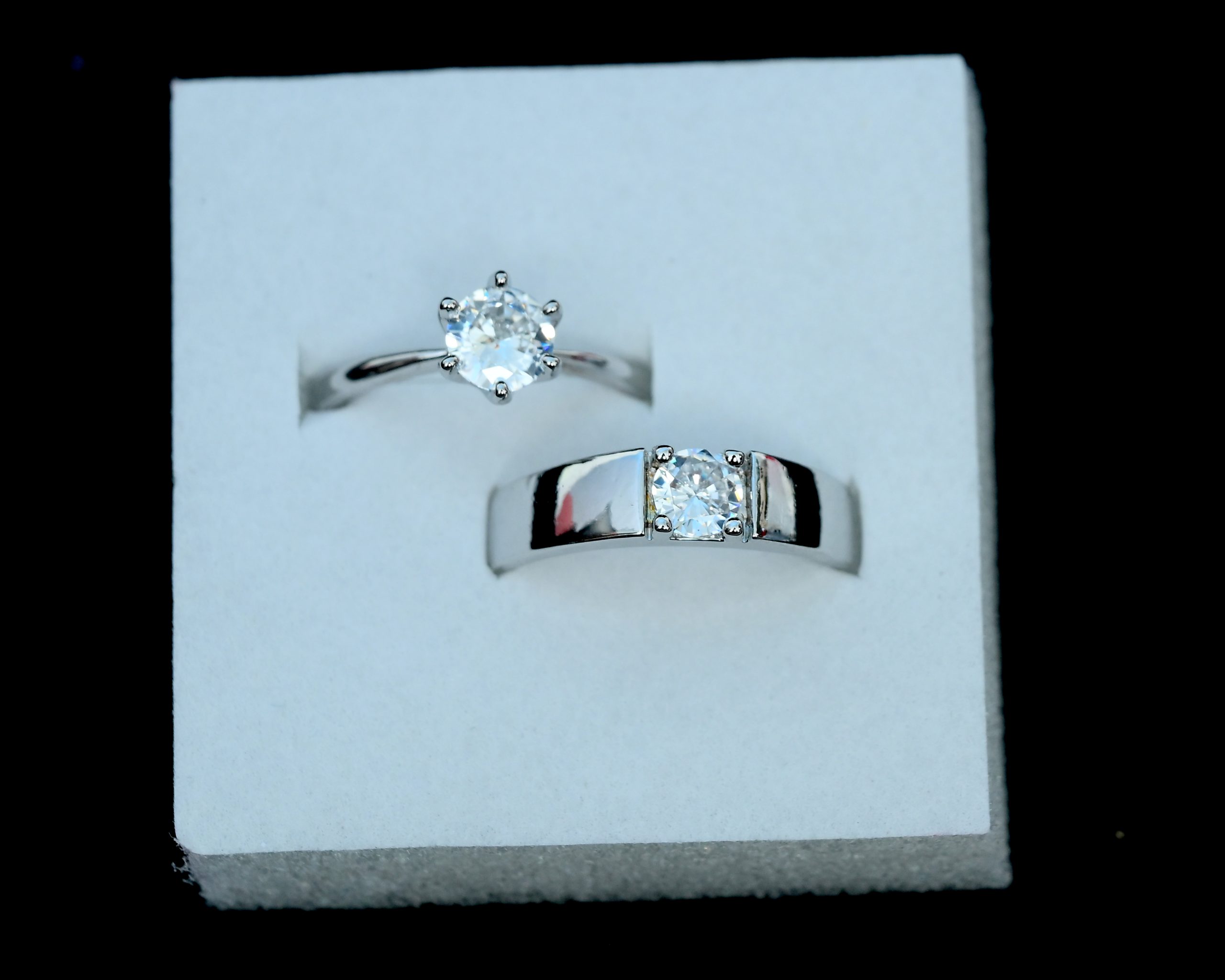 eternal-spark-couple-ring