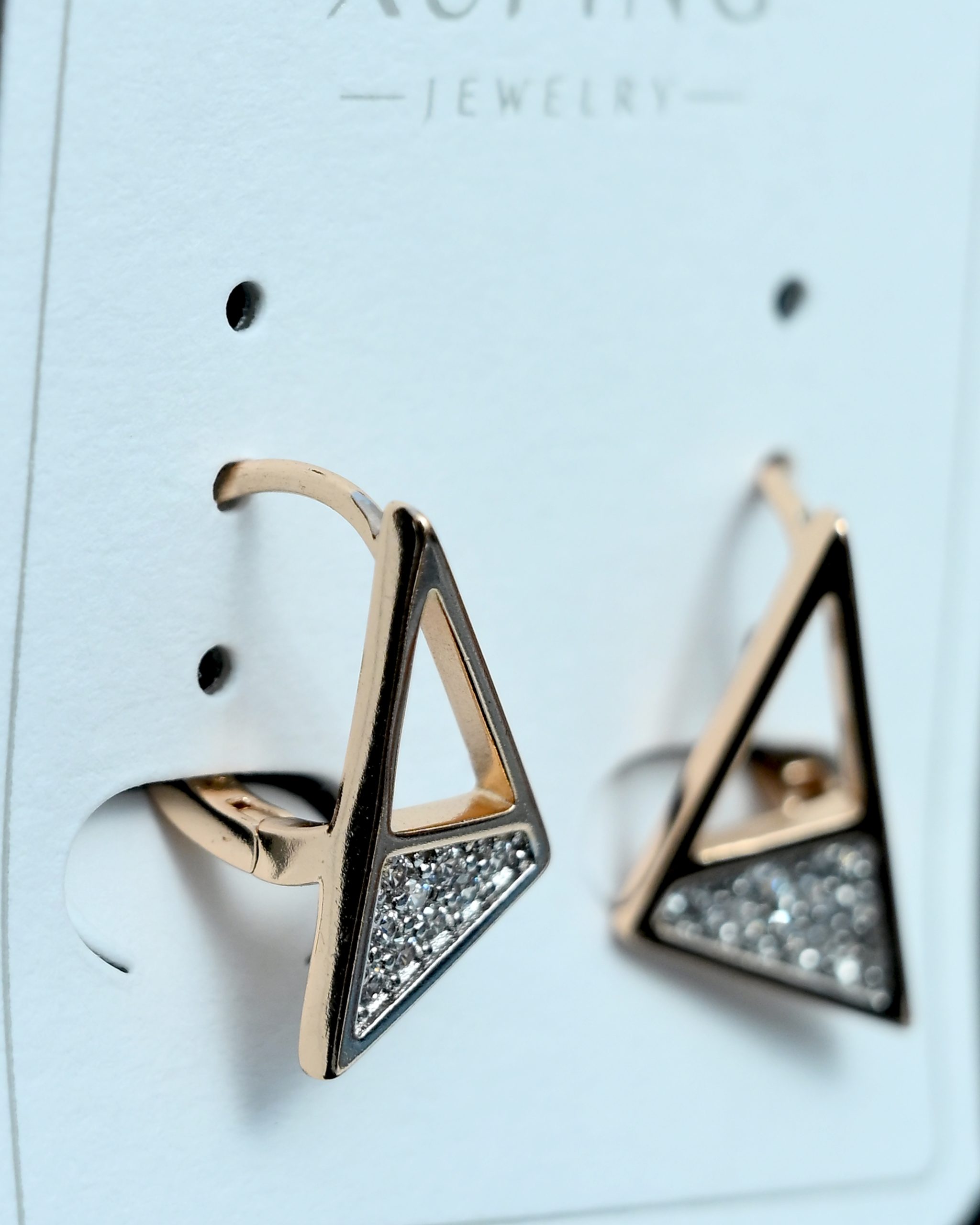 radiant-angle-stud