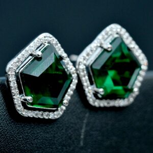 emeral-diamond-stud